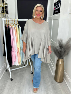 Load image into Gallery viewer, Sinead top. LAST ONE
