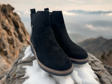 Load image into Gallery viewer, Miley boots - black
