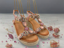Load image into Gallery viewer, Kylie Wedges - Pink
