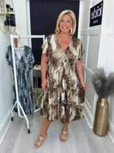 Load image into Gallery viewer, Piper dress - 2 colours
