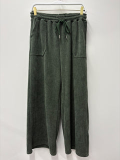 Load image into Gallery viewer, Chrissy trousers
