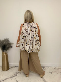 Load image into Gallery viewer, Selina top - 3 Sizes
