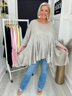 Load image into Gallery viewer, Sinead top. LAST ONE
