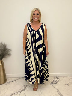 Load image into Gallery viewer, Trudy dress
