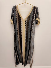Load image into Gallery viewer, Monica dress - 5 colours
