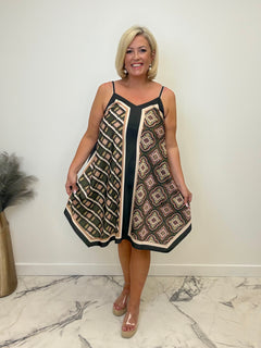 Load image into Gallery viewer, Nadia dress
