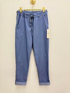 Load image into Gallery viewer, Scarlett magic trousers
