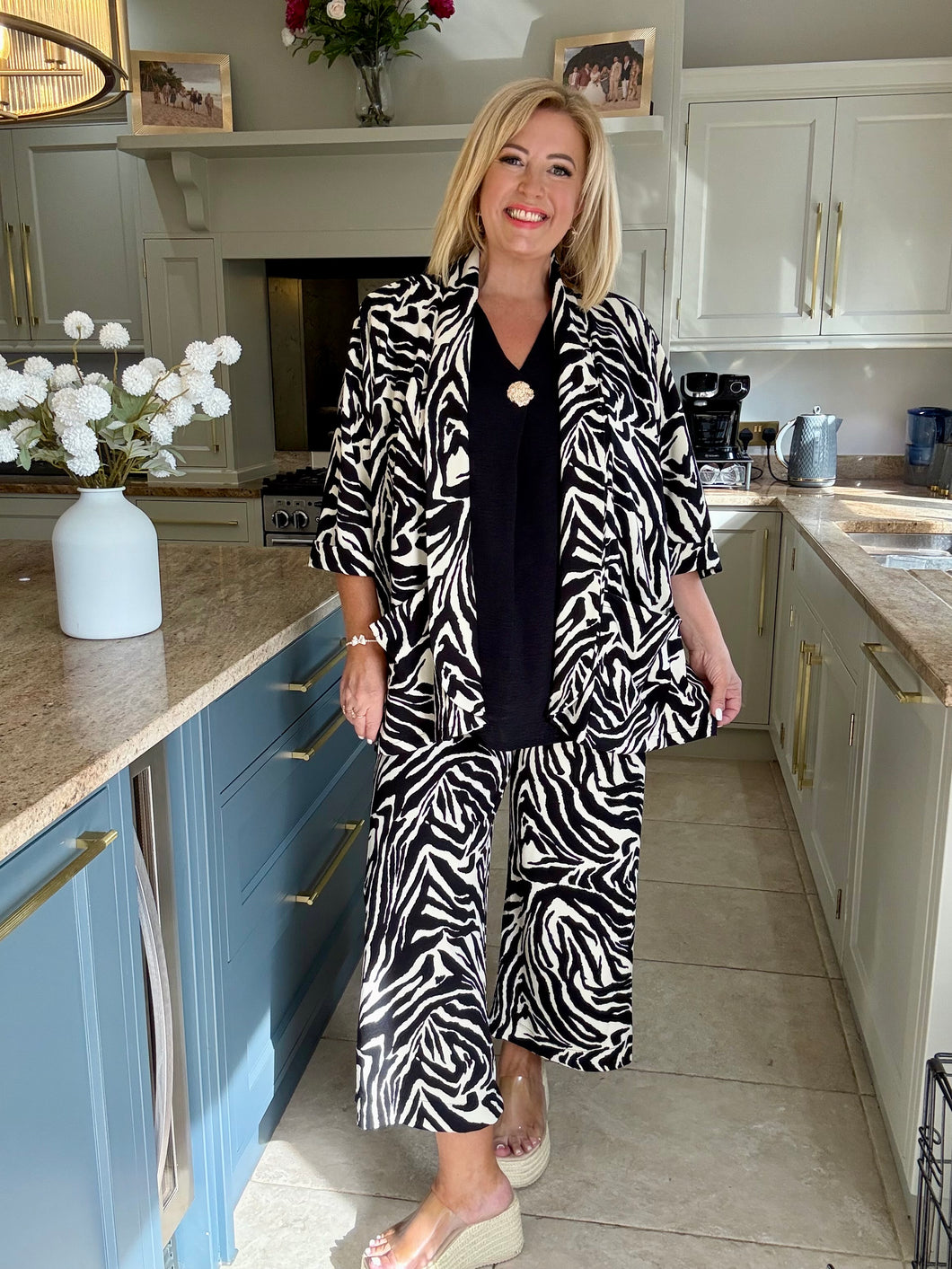 Helen Jacket. DUE BACK IN TOMORROW 27/8. Do your notify me’s