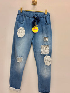 Load image into Gallery viewer, Honey Magic Jeans
