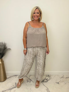 Load image into Gallery viewer, Briony trousers
