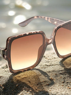 Load image into Gallery viewer, Willow Sunglasses
