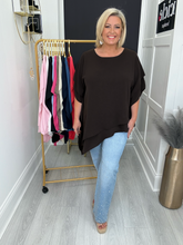 Load image into Gallery viewer, Lynne top - 11 colours
