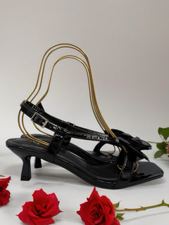 Load image into Gallery viewer, Rose heels - Black
