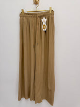 Load image into Gallery viewer, Trudy trousers - 9 colours
