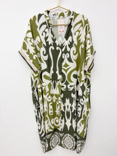 Load image into Gallery viewer, Kirsty dress
