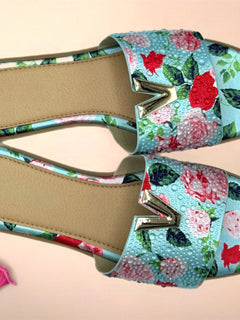 Load image into Gallery viewer, Fleur Sandals - Blue
