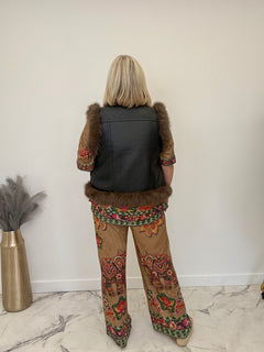 Load image into Gallery viewer, Callie Gilet
