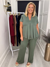 Load image into Gallery viewer, Fiona Co-ord - 5 colours
