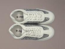 Load image into Gallery viewer, Tiffany Trainers - White
