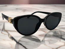 Load image into Gallery viewer, Brooke Sunglasses
