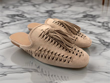 Load image into Gallery viewer, Tassel Mule Loafers - Beige
