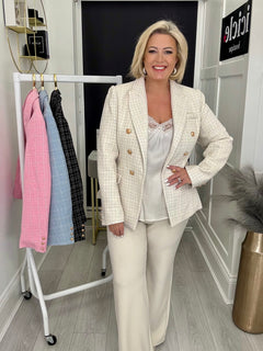 Load image into Gallery viewer, Diana blazer - 4 Sizes
