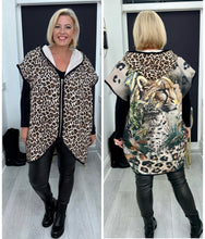 Load image into Gallery viewer, Leopard gilet
