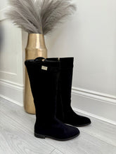 Load image into Gallery viewer, Remi boots
