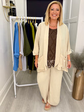 Load image into Gallery viewer, Cathy jacket - 10 colours

