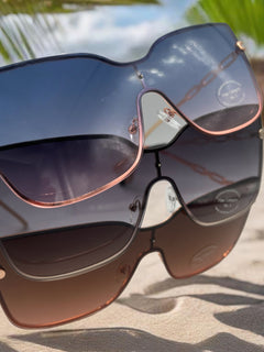 Load image into Gallery viewer, Amanda Sunglasses
