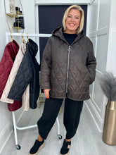 Load image into Gallery viewer, Eleanor coat - 4 colours
