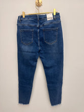 Load image into Gallery viewer, Tegan jeans - blue. 10s ONLY
