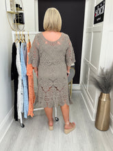 Load image into Gallery viewer, Josie dress - 5 colours
