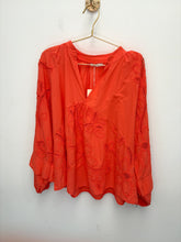 Load image into Gallery viewer, Cherie top - 7 colours
