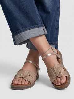 Load image into Gallery viewer, Oasis Sandals - Rose Gold
