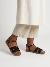 Load image into Gallery viewer, Oasis Sandals - black
