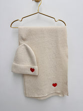 Load image into Gallery viewer, Lucy hat &amp; scarf set - 4 colours
