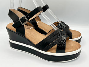 Lauren wedges - black