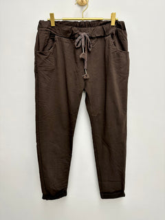 Load image into Gallery viewer, Scarlett magic trousers
