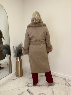 Load image into Gallery viewer, Kayla coat - 2 sizes
