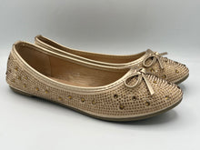 Load image into Gallery viewer, Lola ballet pumps - gold
