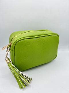 Load image into Gallery viewer, Tassel bag - Gold Metalwork
