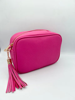 Load image into Gallery viewer, Tassel bag - Gold Metalwork
