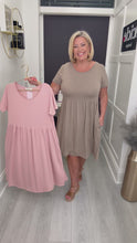 Load and play video in Gallery viewer, Kerry dress - 8 colours
