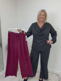Load and play video in Gallery viewer, Denise trousers
