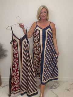 Load and play video in Gallery viewer, Cleopatra dress
