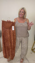 Load and play video in Gallery viewer, Briony trousers
