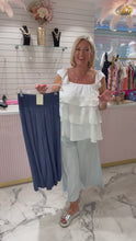 Load and play video in Gallery viewer, Jilly trousers - 6 colours
