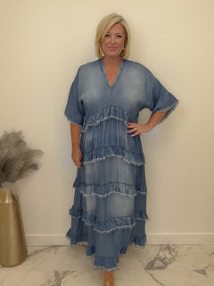 Load and play video in Gallery viewer, Lottie dress
