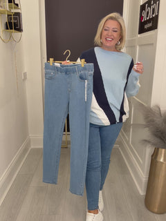 Load and play video in Gallery viewer, Imogen jeans
